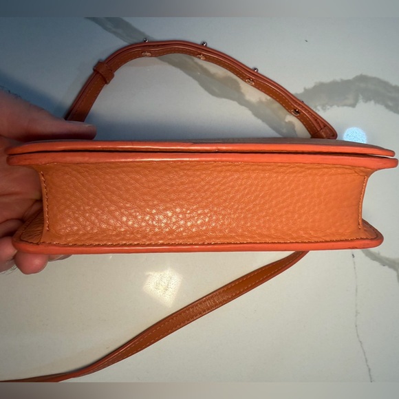Dagne Dover peach leather crossbody bag - Picture 5 of 16